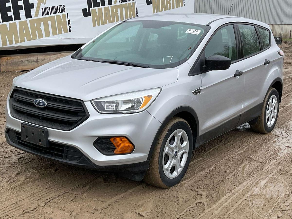 2017 FORD ESCAPE VIN: 1FMCU0F79HUB30350 FWD