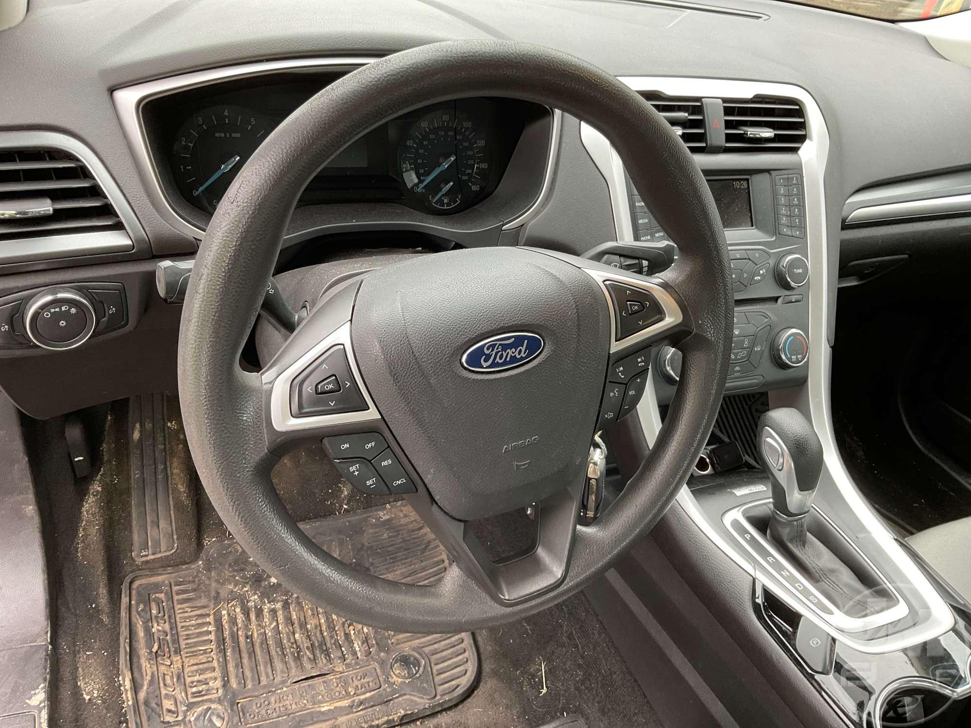 2014 FORD FUSION VIN: 3FA6P0G7XER322490 FWD