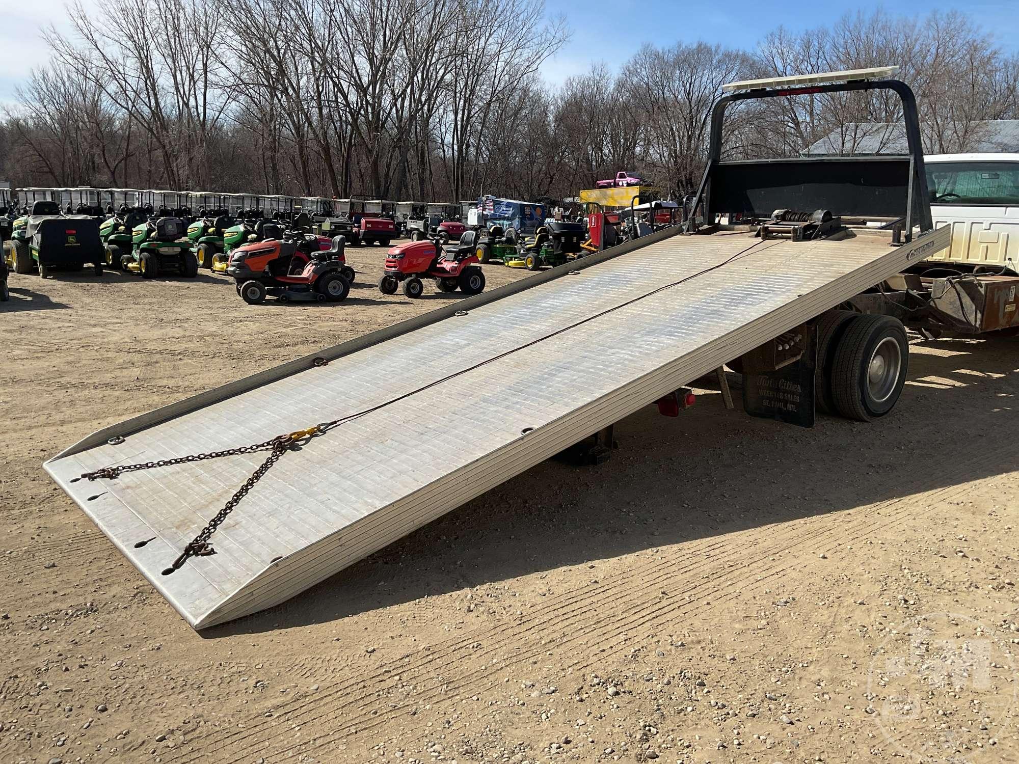 2004 FORD F-650 SINGLE AXLE ROLLBACK TRUCK VIN: 3FRNF65N34V684750