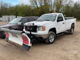 2011 GMC SIERRA 2500HD VIN: 1GT02ZC81BF215984 3/4 TON REGULAR CAB PICK UP TRUCK