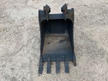 UNUSED CATERPILLAR SN: 303-13130 20 IN. BUCKET TO FIT 305/306 MINI EXCAVATOR