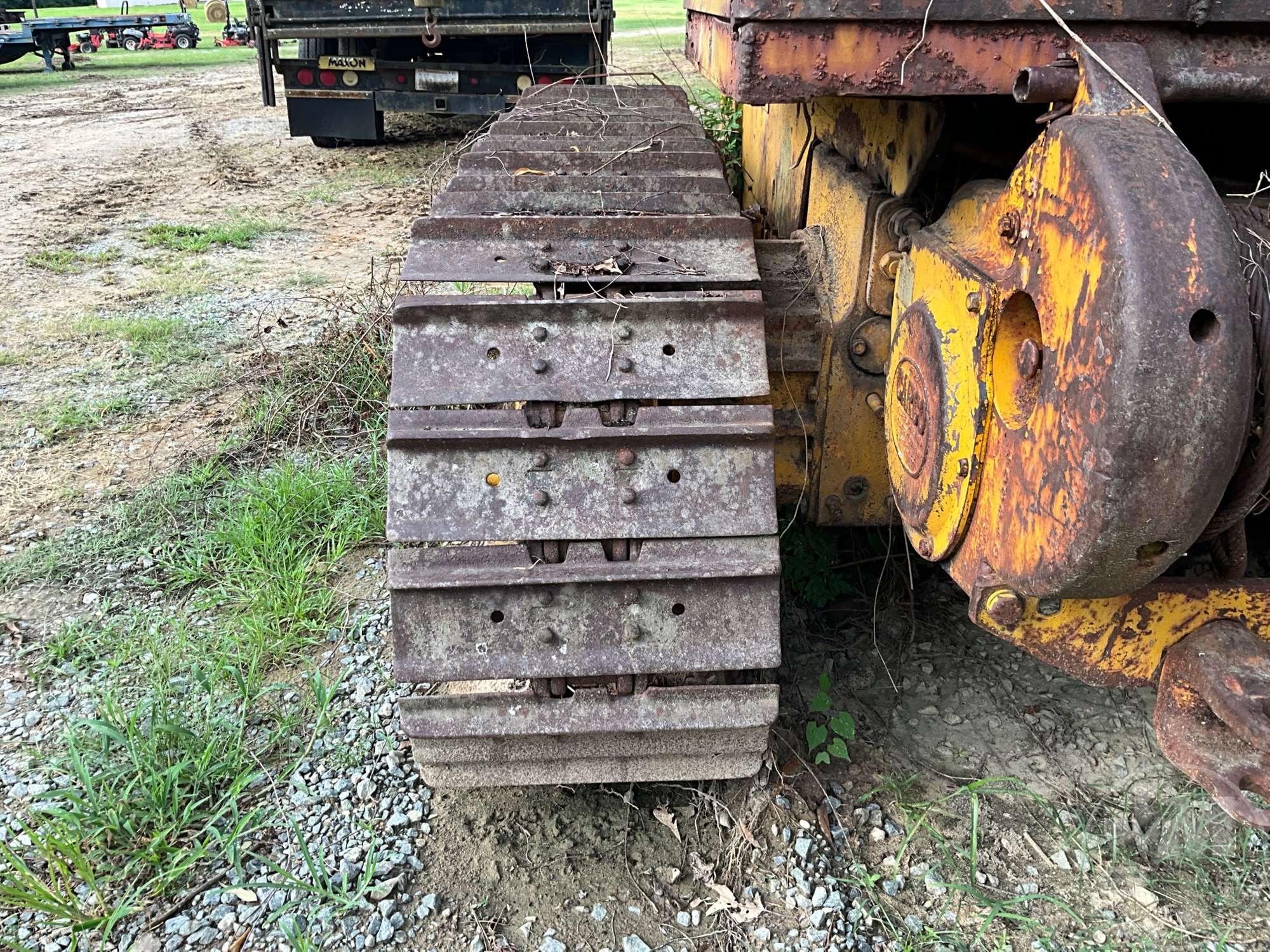 INTERNATIONAL HARVESTER TD-9  CRAWLER TRACTOR SN: TD-9BG8765