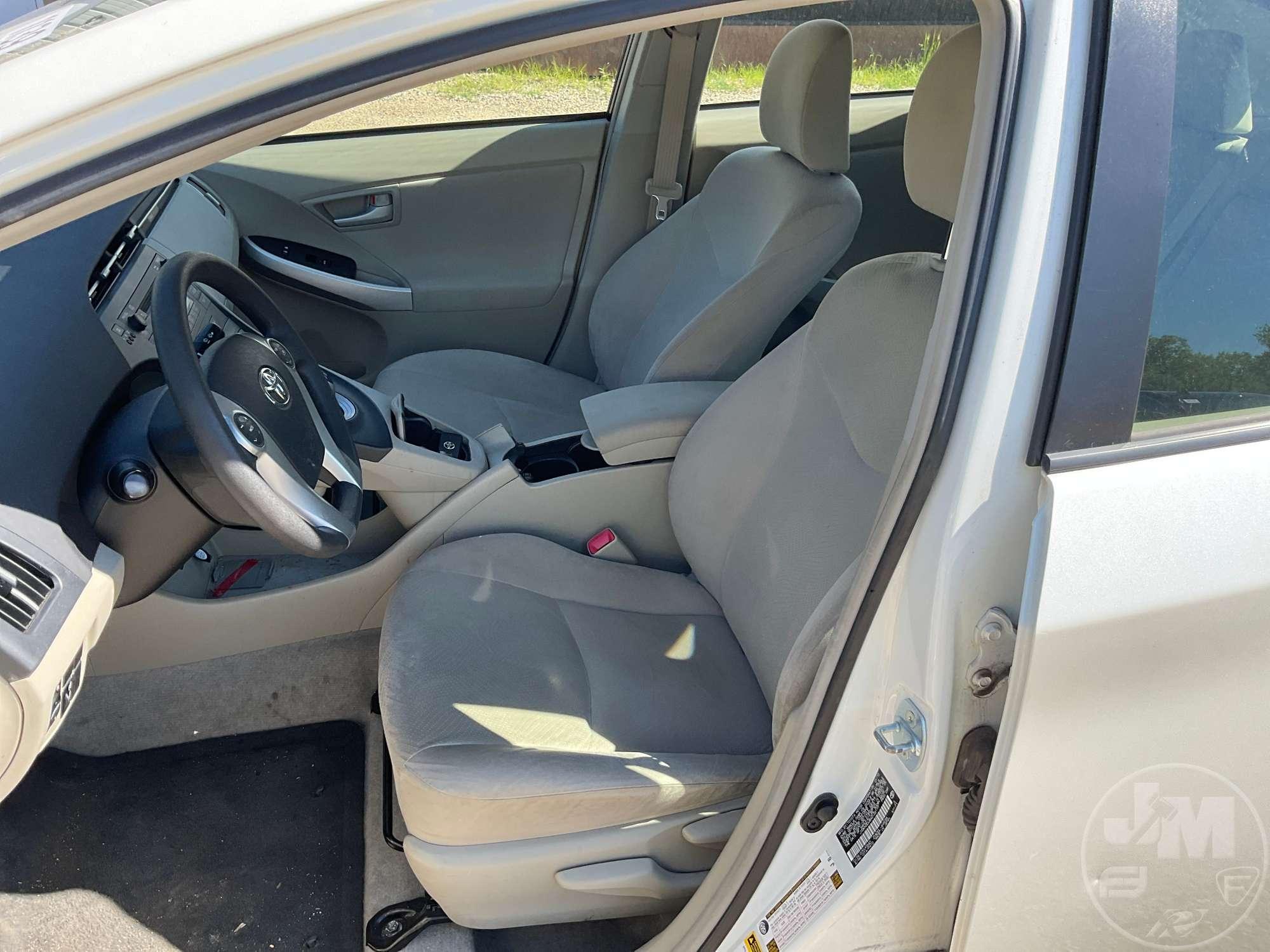 2010 TOYOTA PRIUS VIN: JTDKN3DU8A0122177 FWD