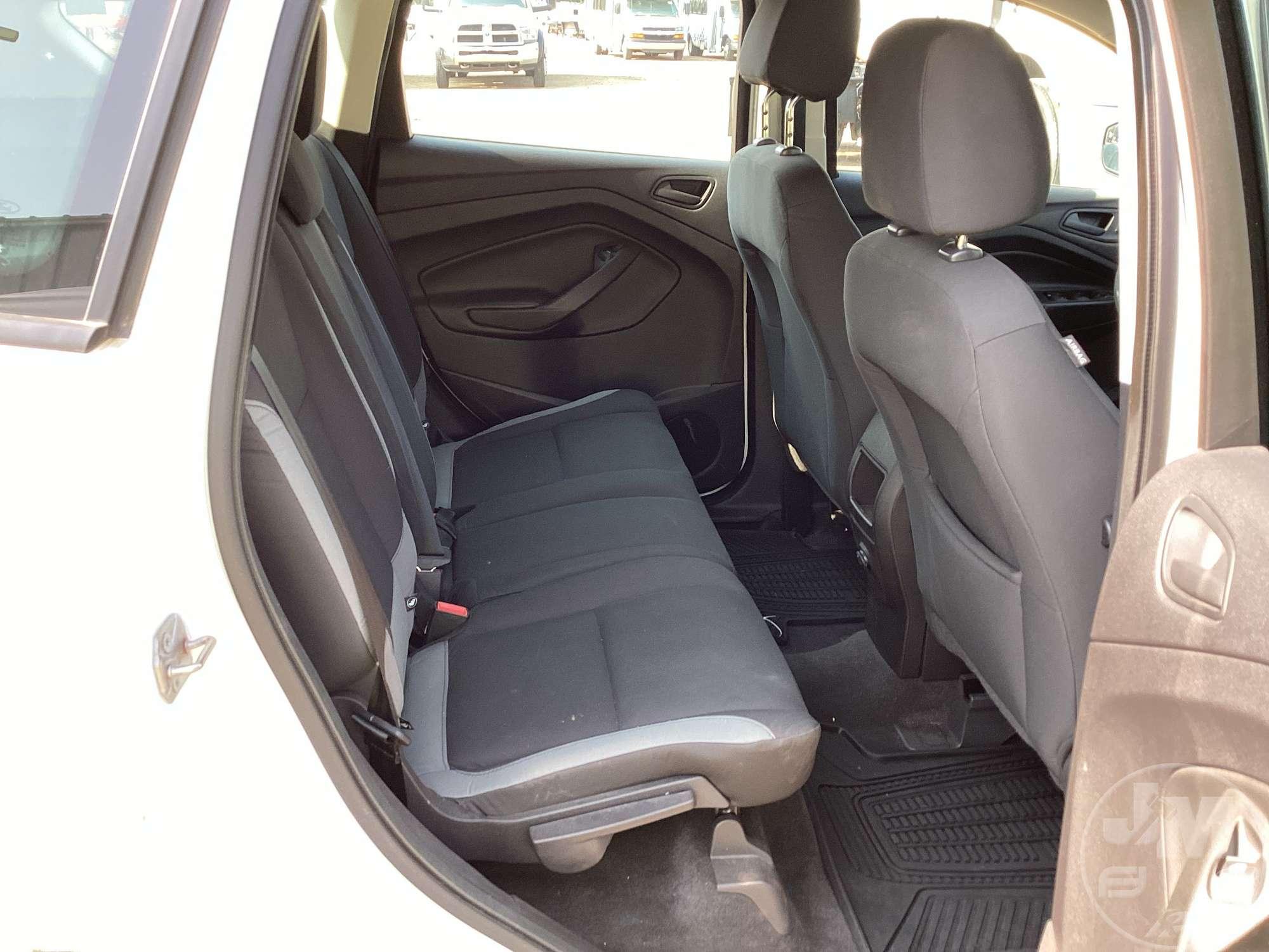 2013 FORD ESCAPE VIN: 1FMCU0F74DUC72728 FWD