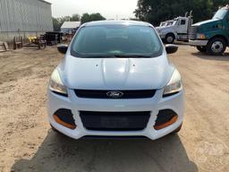 2013 FORD ESCAPE VIN: 1FMCU0F74DUC72728 FWD