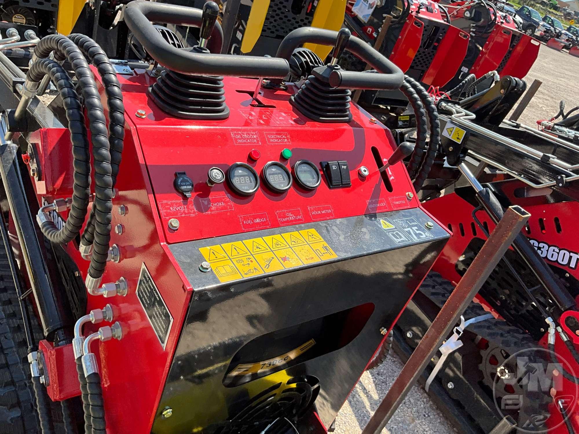 2024 EGN MODEL EG380T STAND ON MULTI TERRAIN LOADER SN: EG380T240672