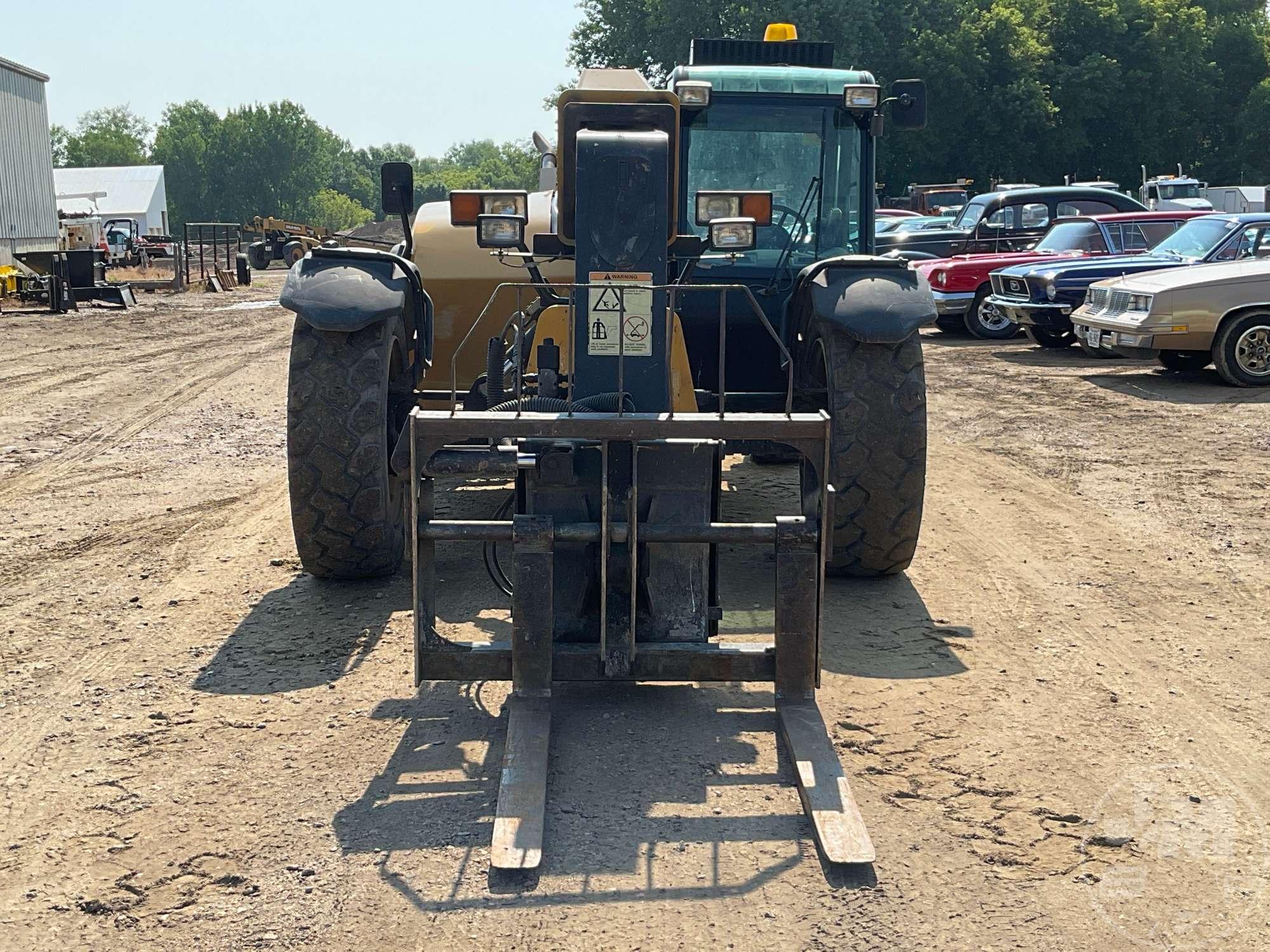 2013 CATERPILLAR TL642C TELESCOPIC FORKLIFT SN: THG00435