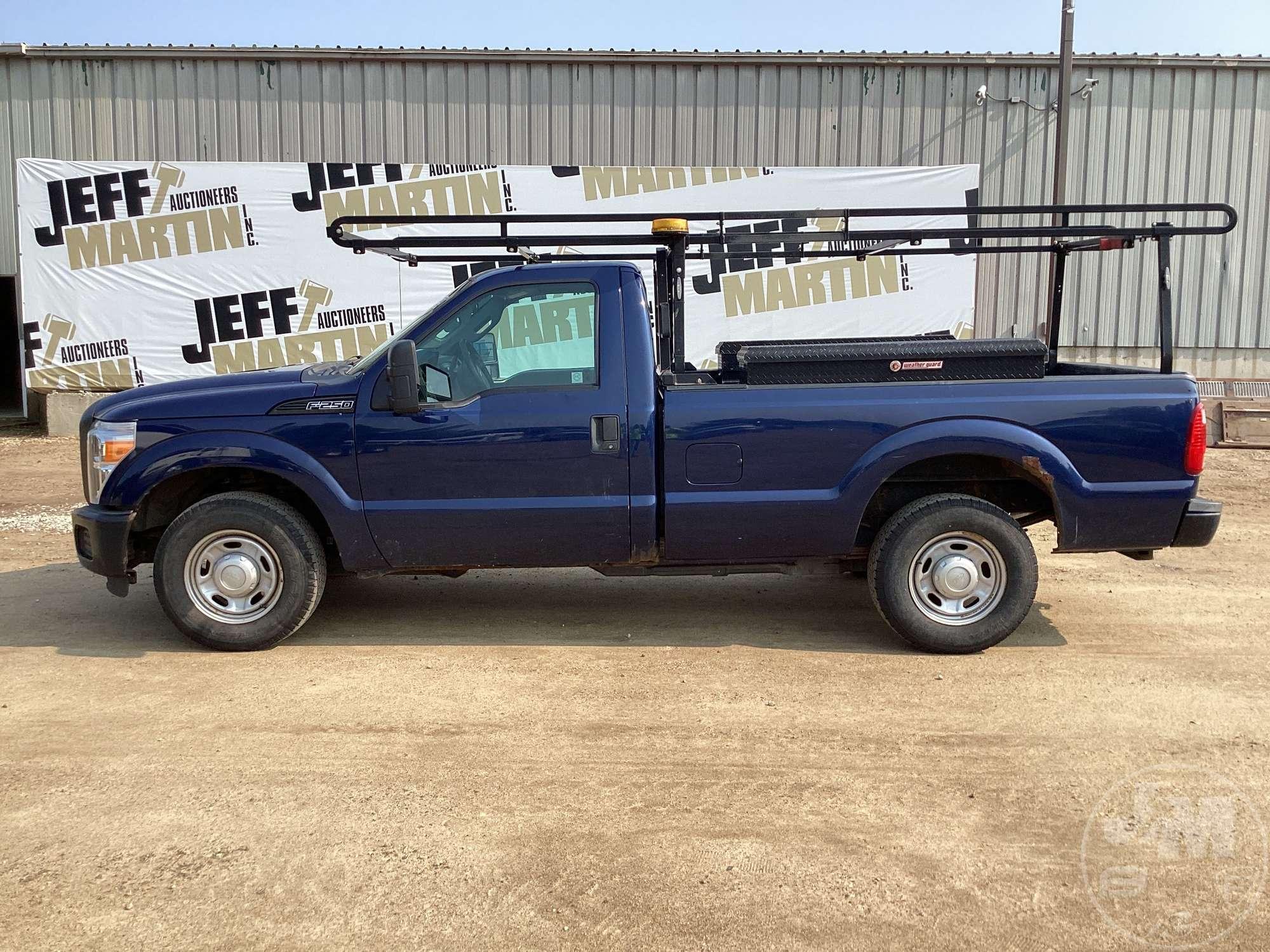 2012 FORD F-250 XL SUPER DUTY REGULAR CAB PICKUP VIN: 1FTBF2A63CEB85142