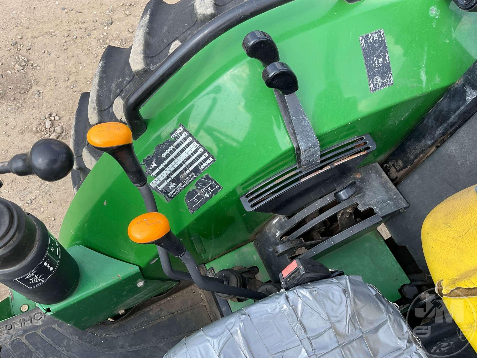 2003 JOHN DEERE 5320 TRACTOR W/LOADER SN: LV5320P336234