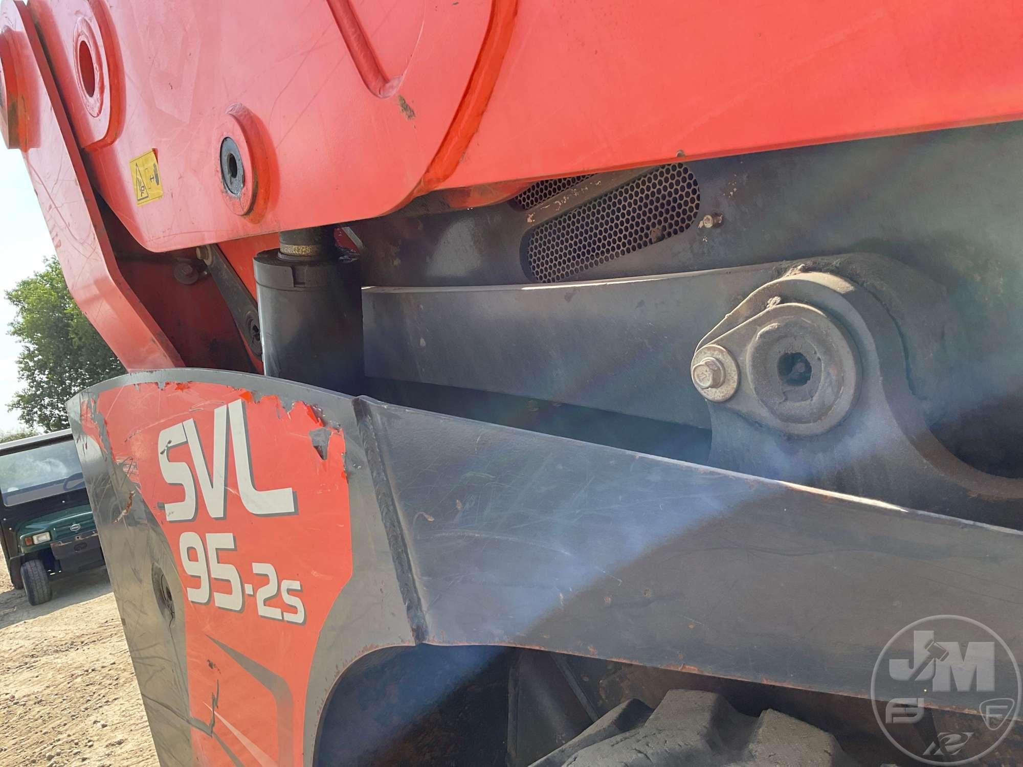 2017 KUBOTA MODEL SVL95-2 MULTI TERRAIN LOADER SN: 1010838