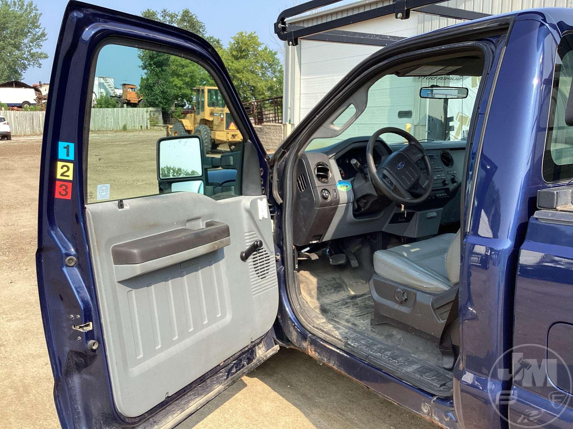 2012 FORD F-250 XL SUPER DUTY REGULAR CAB PICKUP VIN: 1FTBF2A63CEB85142