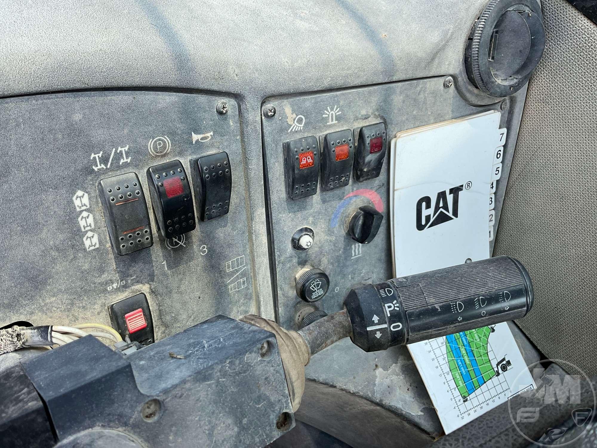 2013 CATERPILLAR TL642C TELESCOPIC FORKLIFT SN: THG00435