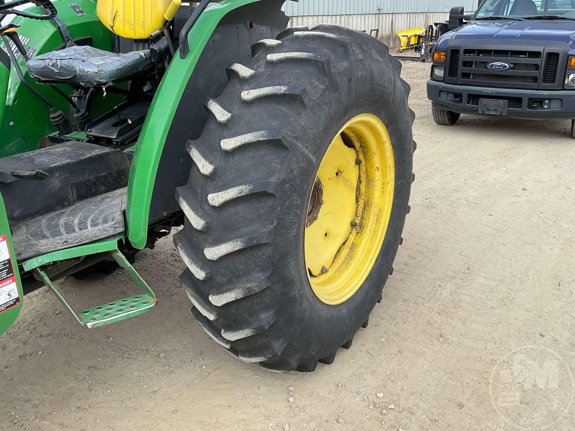 2003 JOHN DEERE 5320 TRACTOR W/LOADER SN: LV5320P336234