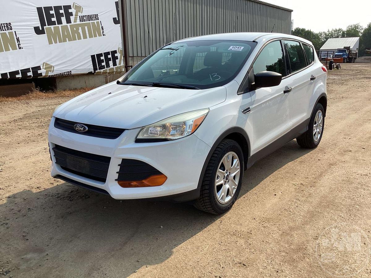 2013 FORD ESCAPE VIN: 1FMCU0F74DUC72728 FWD