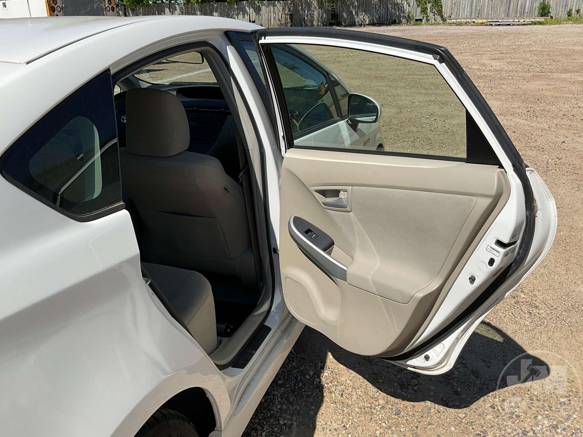 2010 TOYOTA PRIUS VIN: JTDKN3DU8A0122177 FWD