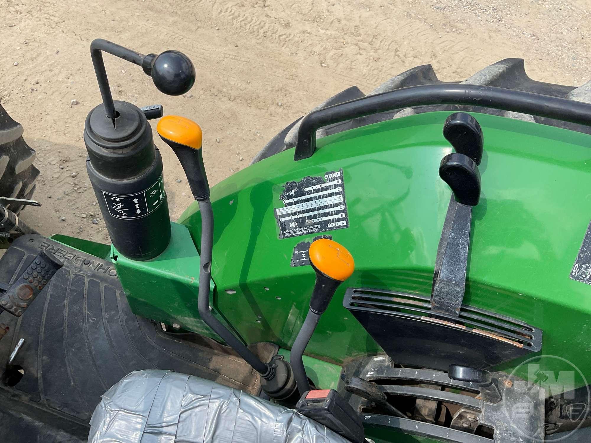 2003 JOHN DEERE 5320 TRACTOR W/LOADER SN: LV5320P336234