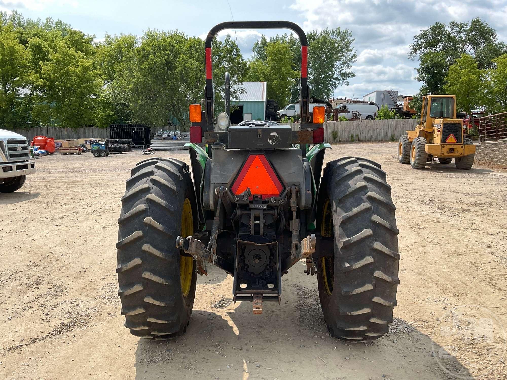 2003 JOHN DEERE 5320 TRACTOR W/LOADER SN: LV5320P336234