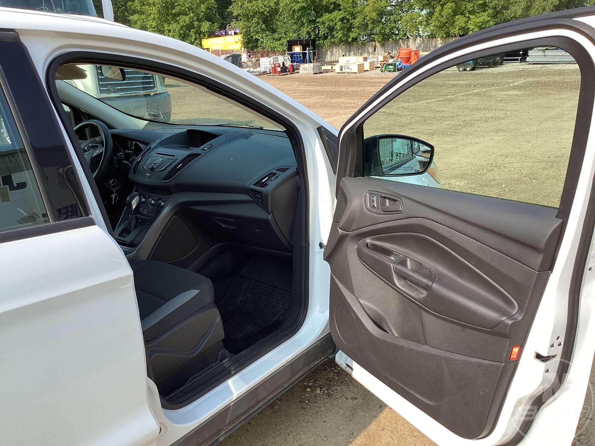 2013 FORD ESCAPE VIN: 1FMCU0F74DUC72728 FWD