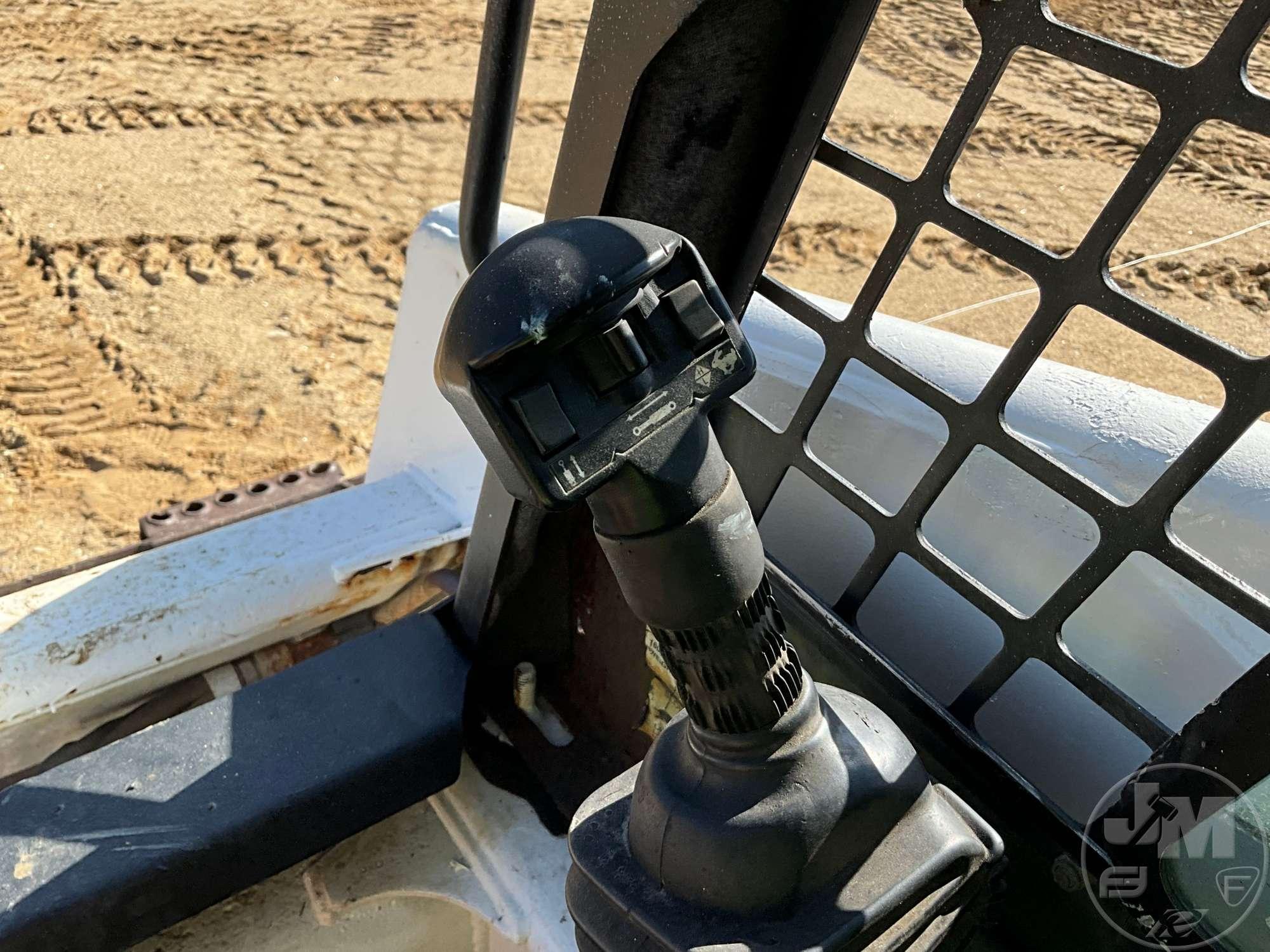 2002 BOBCAT 763 SKID STEER SN: 512264156