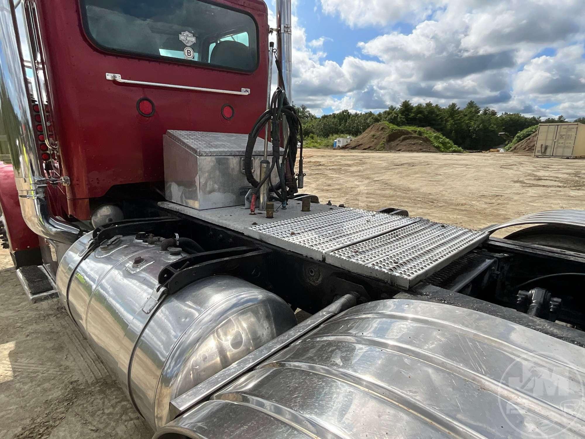 1999 PETERBILT 378 TANDEM AXLE DAY CAB TRUCK TRACTOR VIN: 1XPFDB9X7XN466899