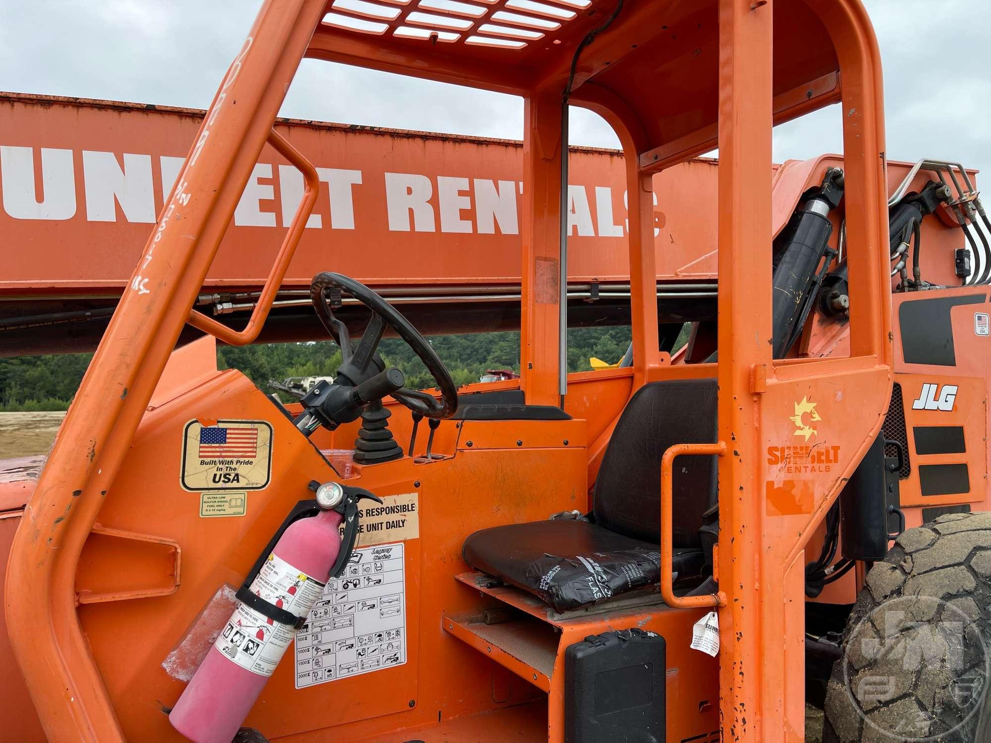 2016 JLG 8042 TELESCOPIC FORKLIFT SN: 0160075017