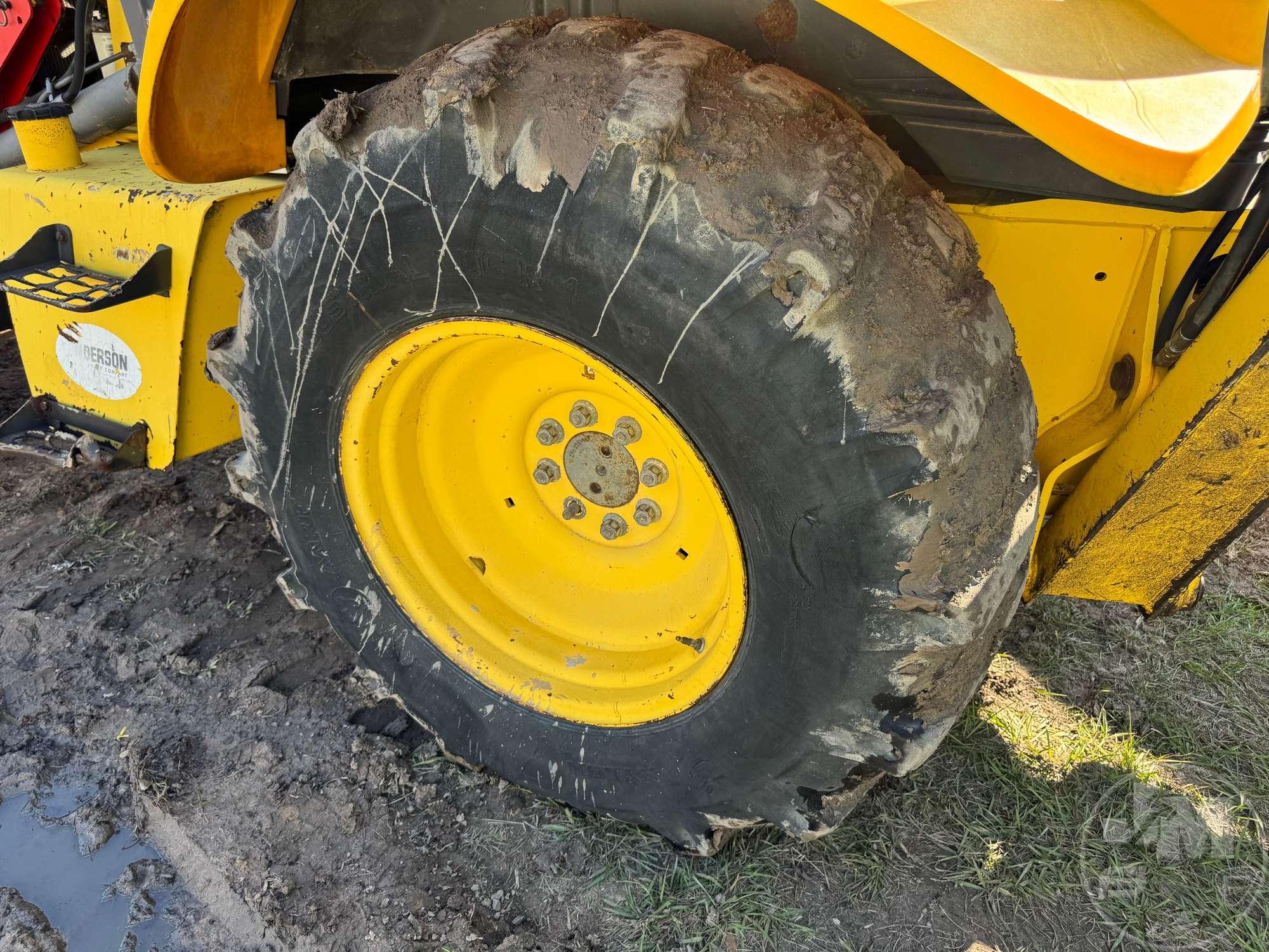 NEW HOLLAND B95-699800081 LOADER BACKHOE SN: 031060551