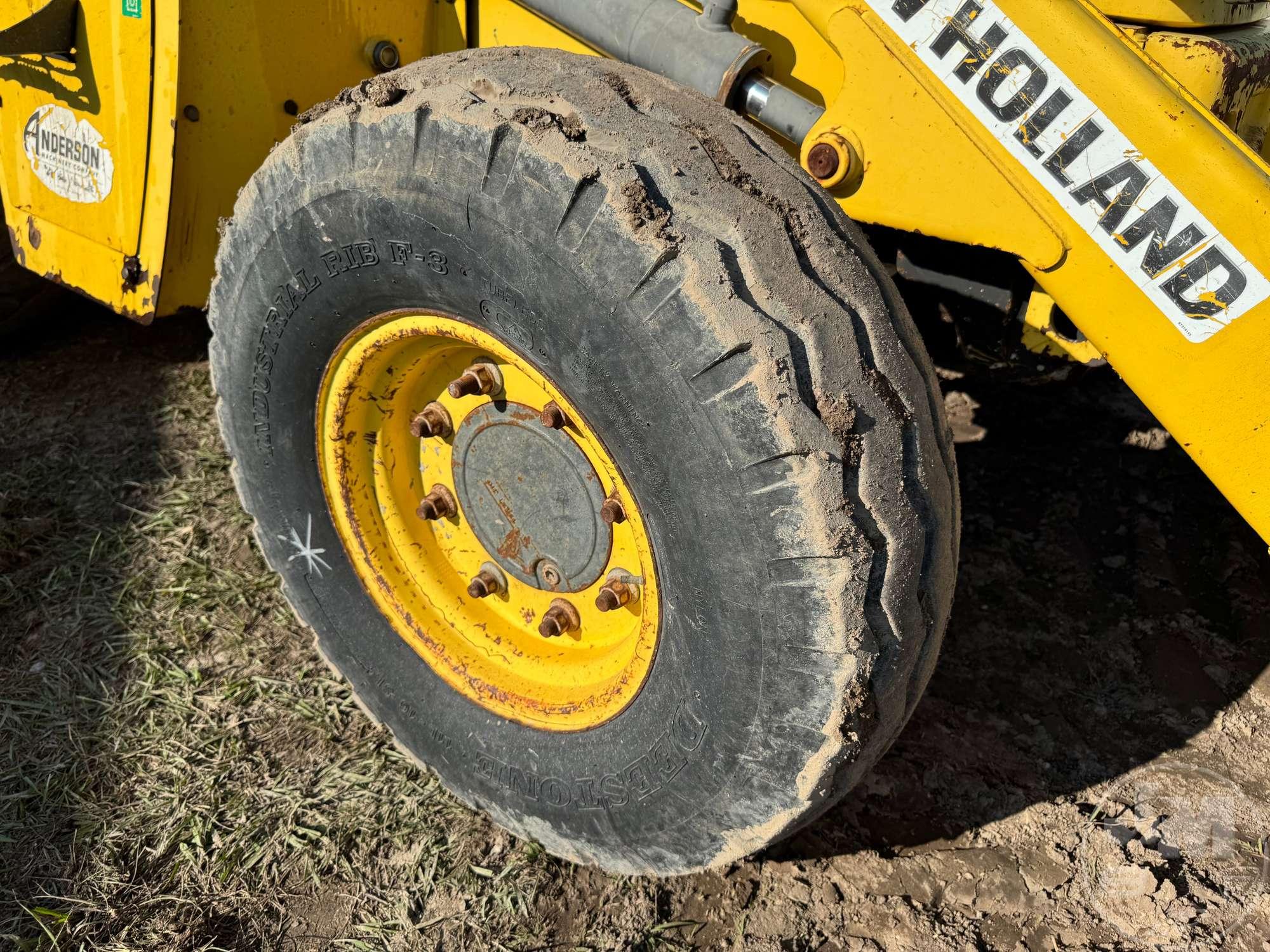 NEW HOLLAND B95-699800081 LOADER BACKHOE SN: 031060551