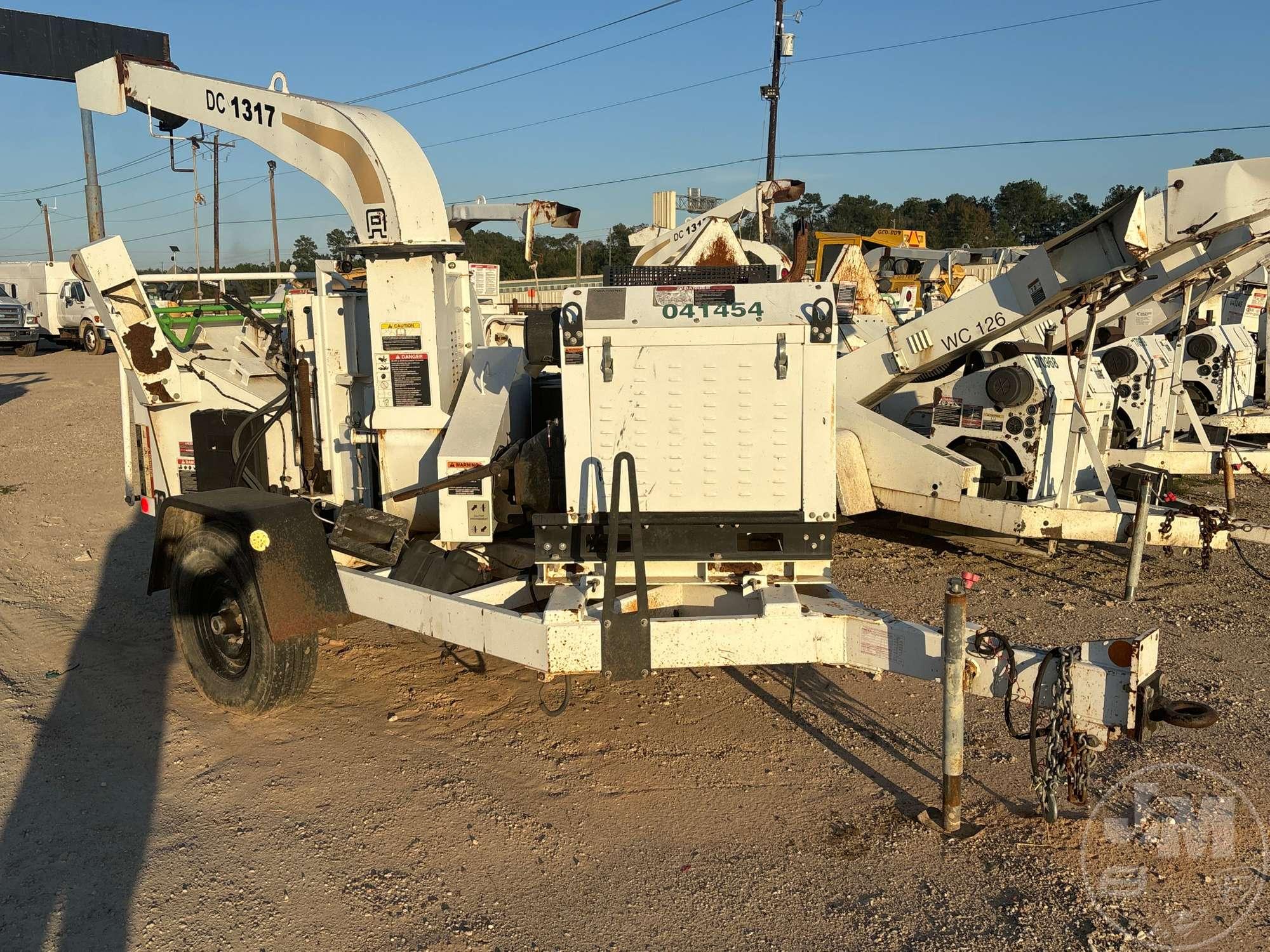2014 ALTEC DC1317 PORTABLE SN: 5WDS41513EC200303 CHIPPER