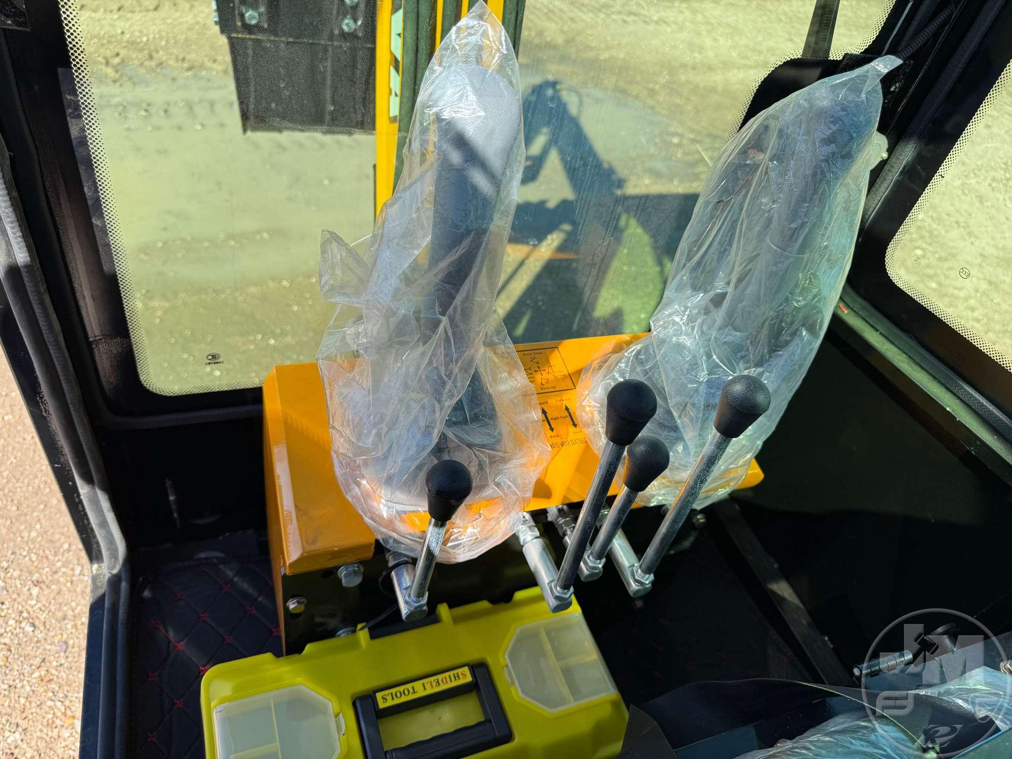 UNUSED 2024 MIVA VA13C MINI EXCAVATOR SN: VA13C2409136