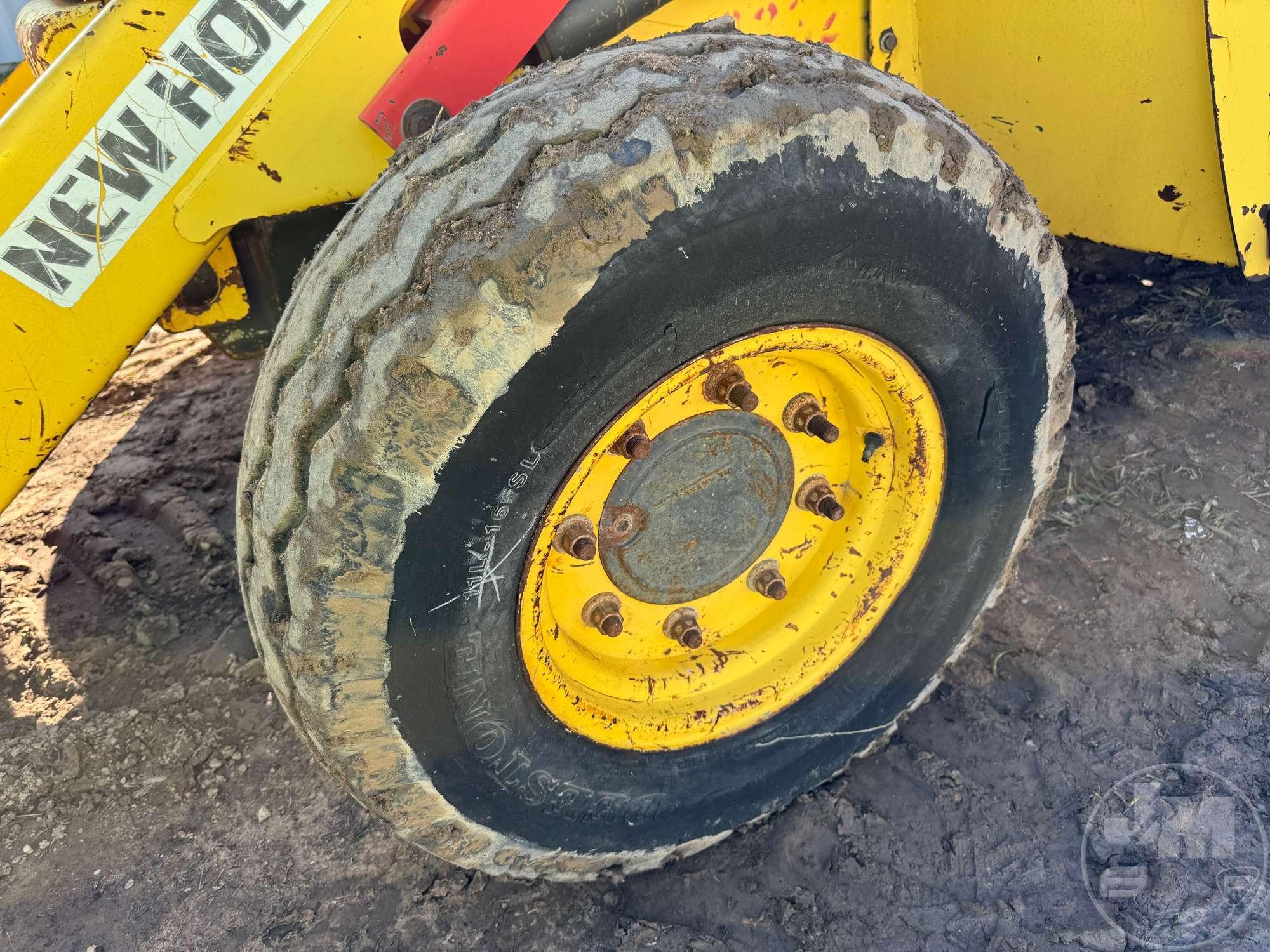 NEW HOLLAND B95-699800081 LOADER BACKHOE SN: 031060551
