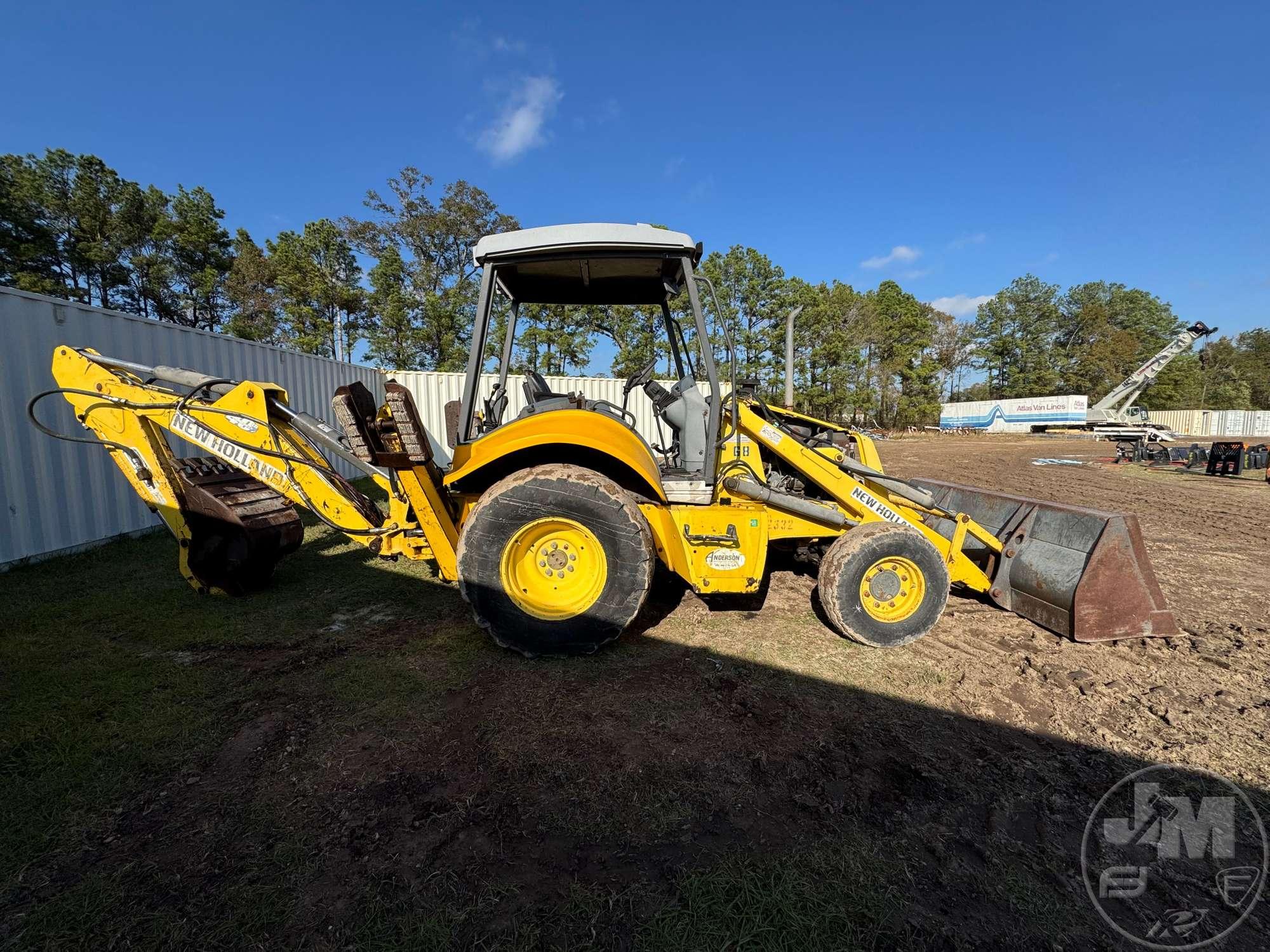 NEW HOLLAND B95-699800081 LOADER BACKHOE SN: 031060551