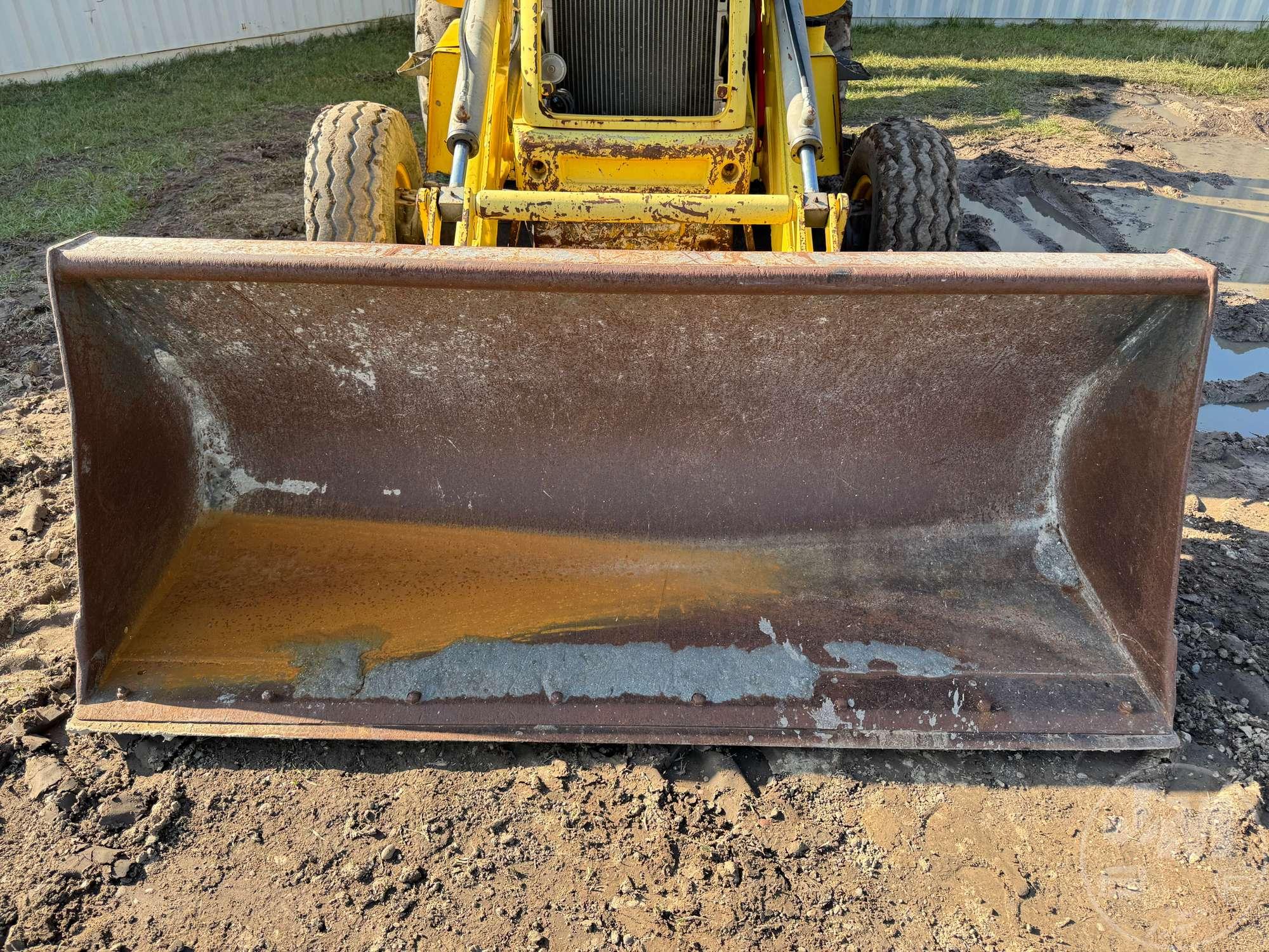 NEW HOLLAND B95-699800081 LOADER BACKHOE SN: 031060551