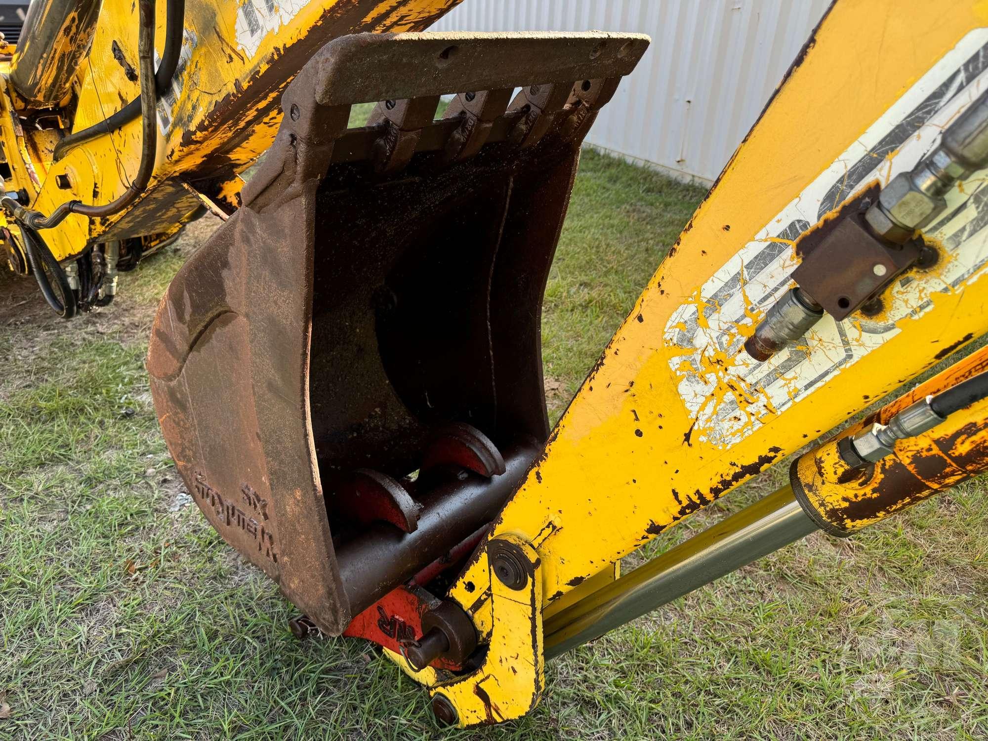 NEW HOLLAND B95-699800081 LOADER BACKHOE SN: 031060551