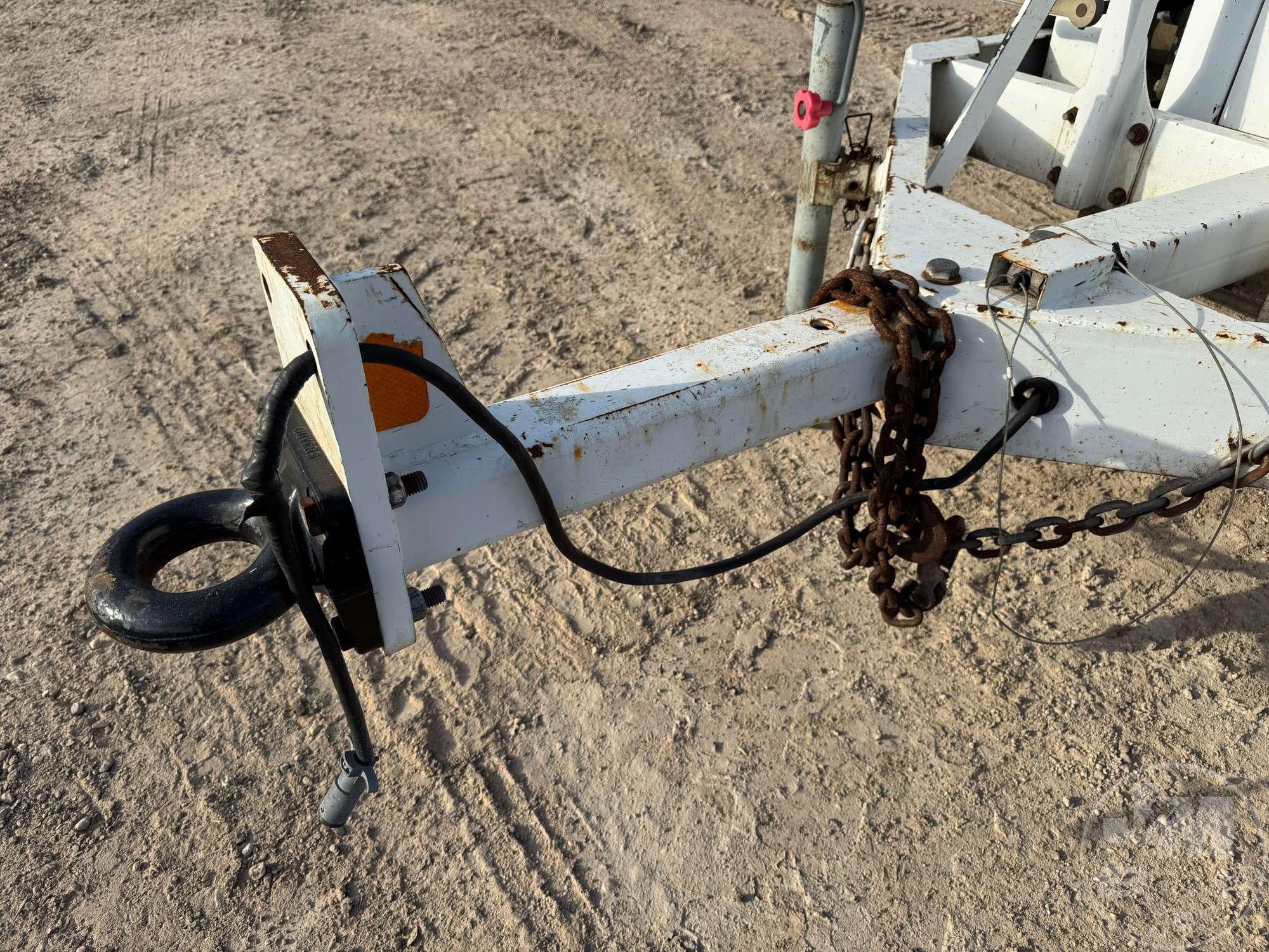 2009 ALTEC WC126 PORTABLE SN: 5WDS110169S200226 CHIPPER