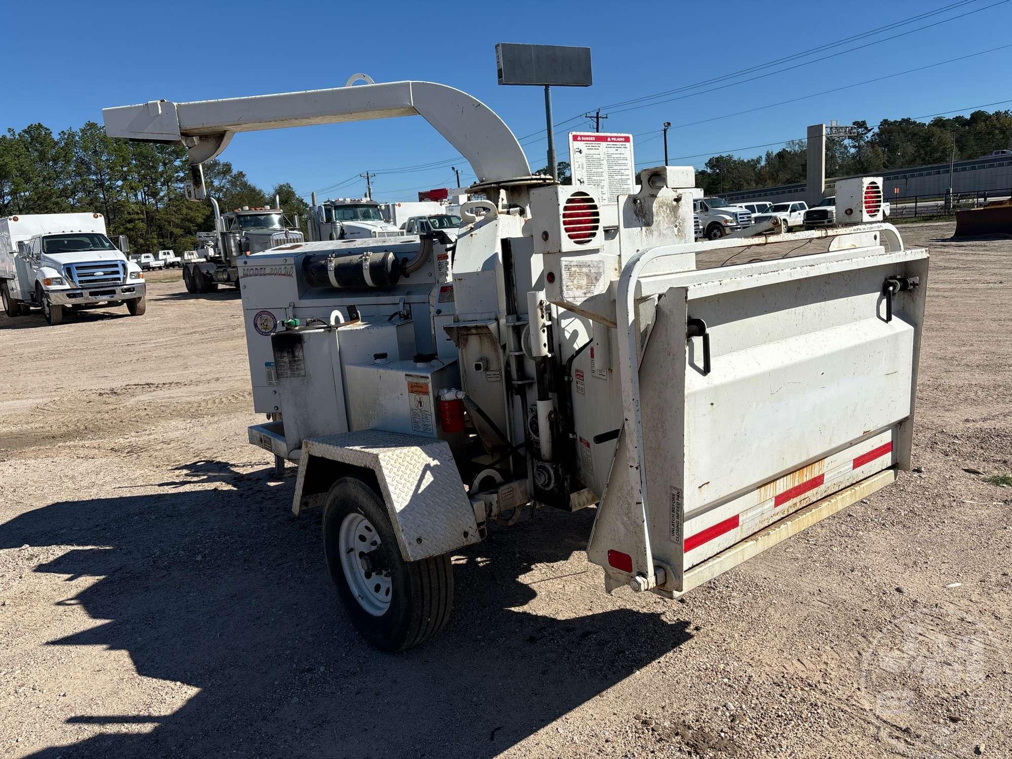 2005 BANDIT 200UC PORTABLE SN: 4FMUS1616FR025688 CHIPPER
