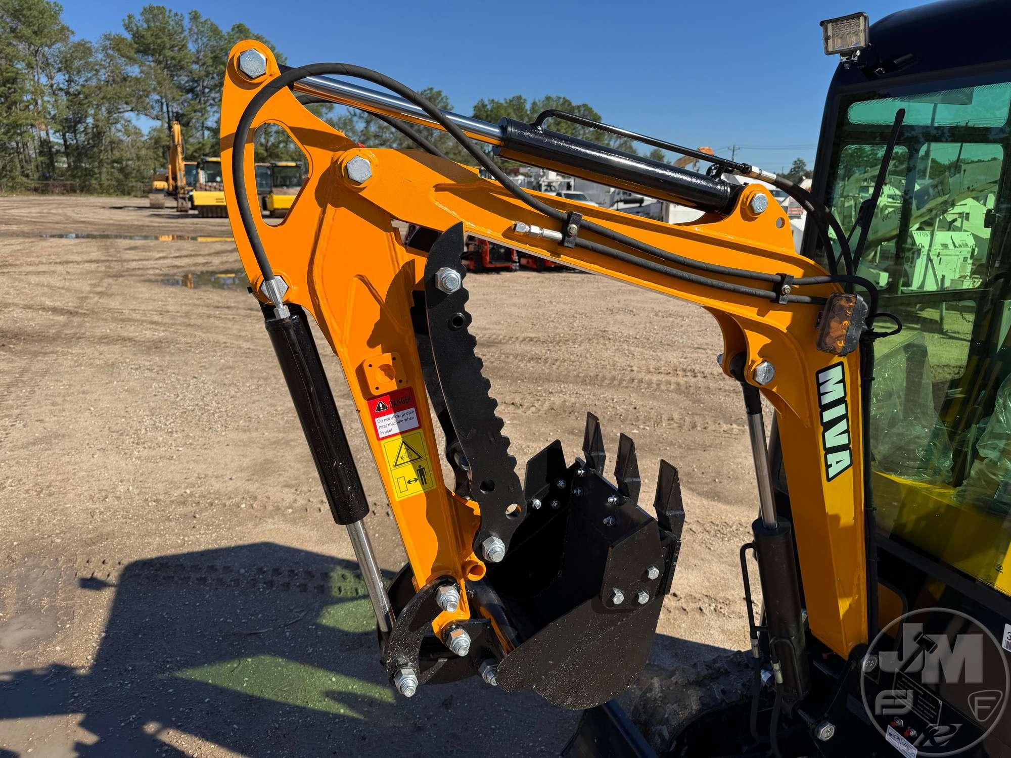 UNUSED 2024 MIVA VA13C MINI EXCAVATOR SN: VA13C2409136