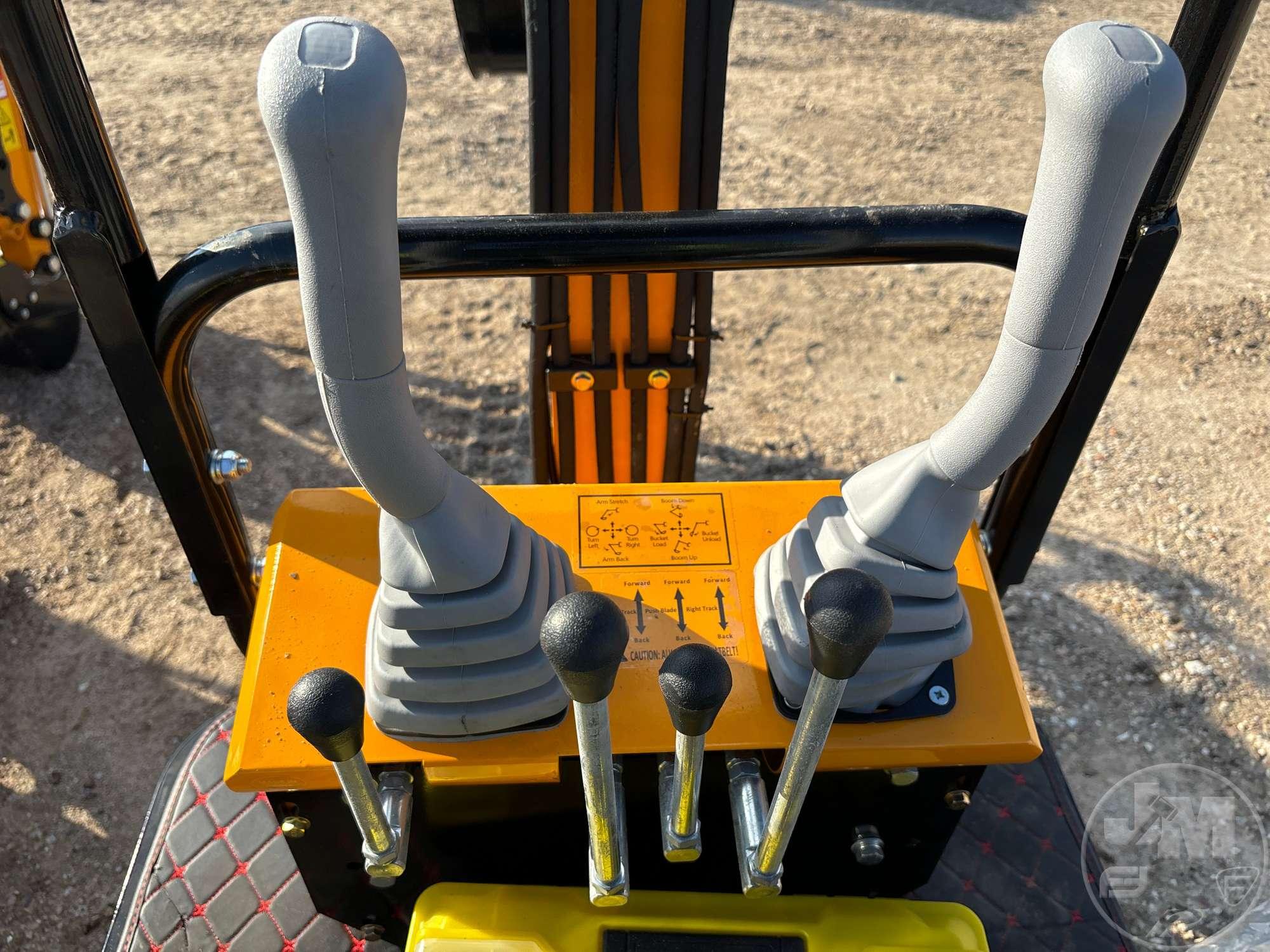 UNUSED 2024 MIVA VA13 MINI EXCAVATOR SN: VA132409288