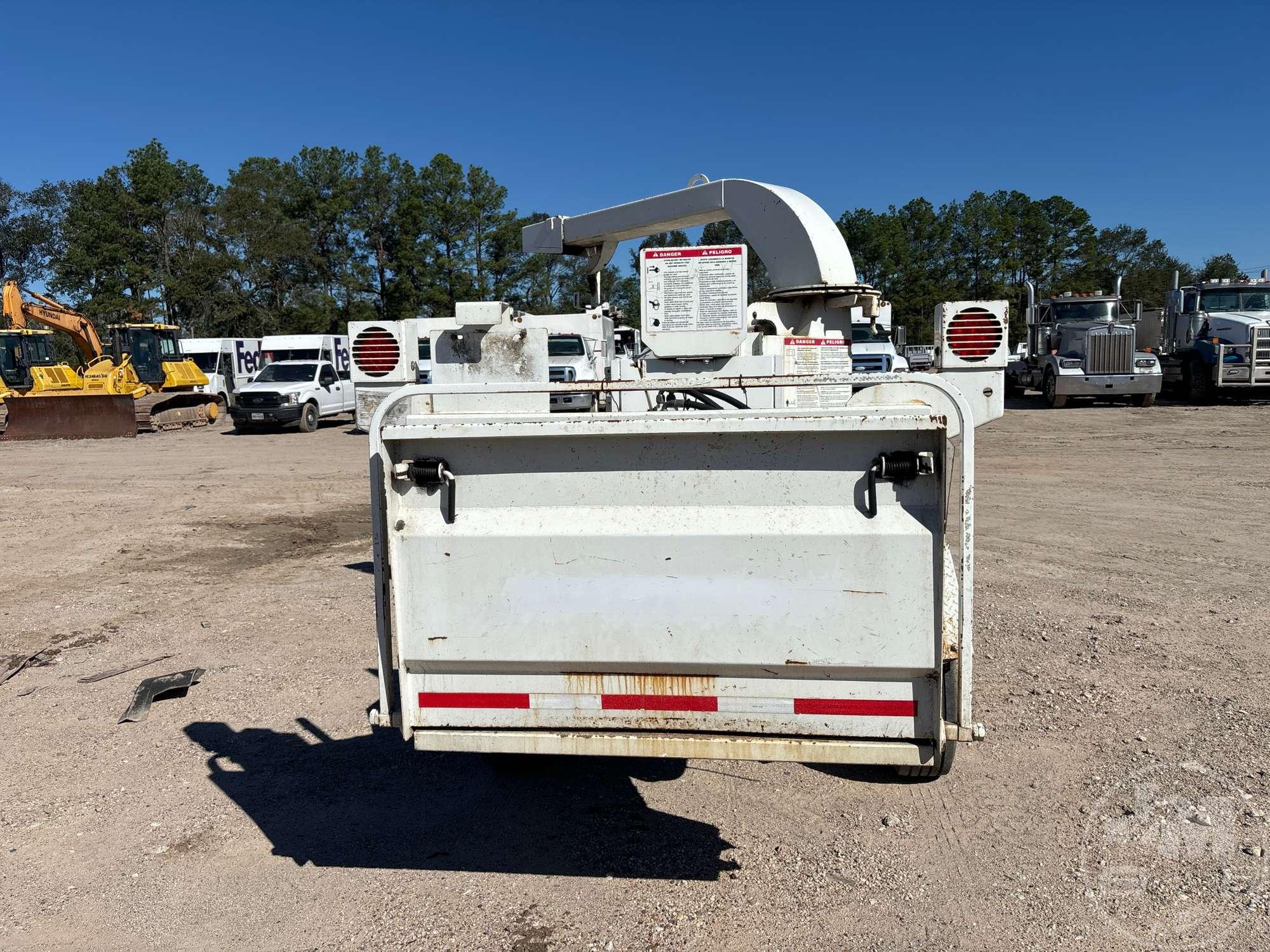 2005 BANDIT 200UC PORTABLE SN: 4FMUS1616FR025688 CHIPPER