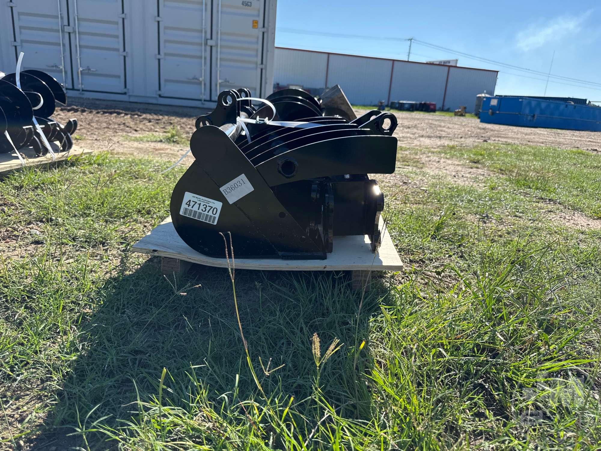 UNUSED 2024 MINI EXCAVATOR ATTACHMENTS SN: B36031