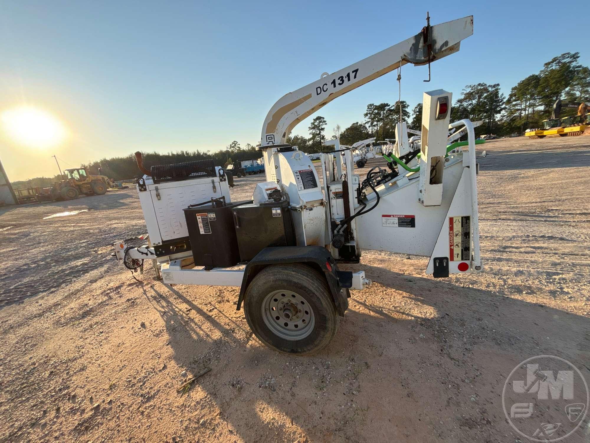 2014 ALTEC DC1317 PORTABLE SN: 5WDS41513EC200303 CHIPPER
