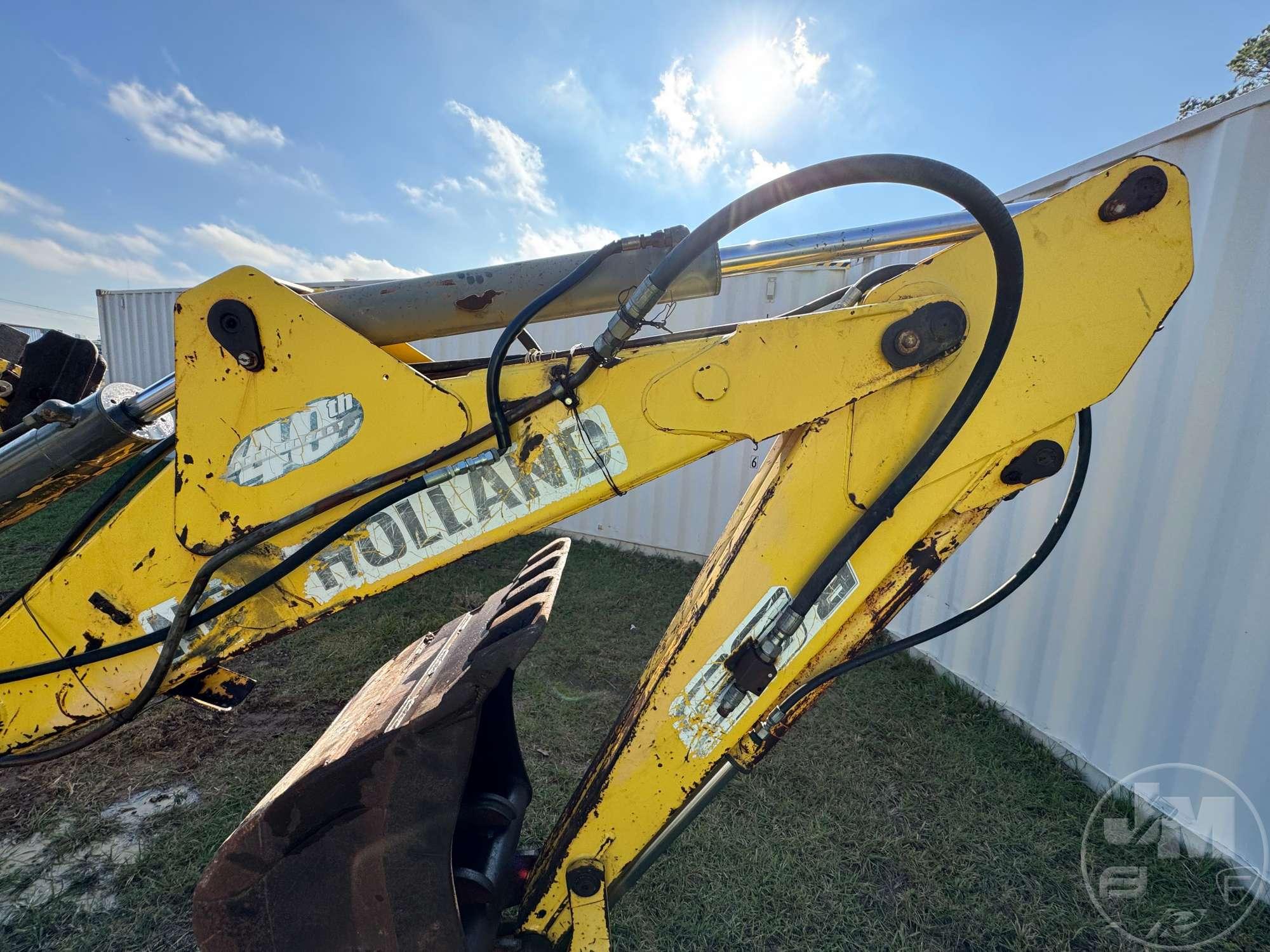 NEW HOLLAND B95-699800081 LOADER BACKHOE SN: 031060551