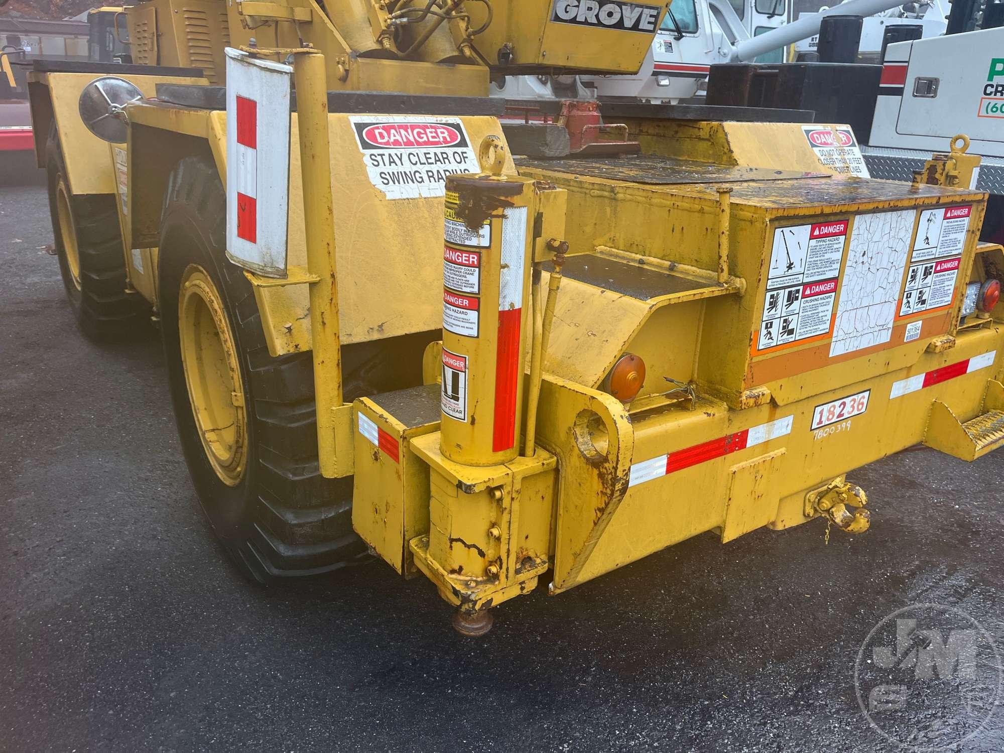 1981 GROVE RT522 ROUGH TERRAIN CRANE SN: 47493