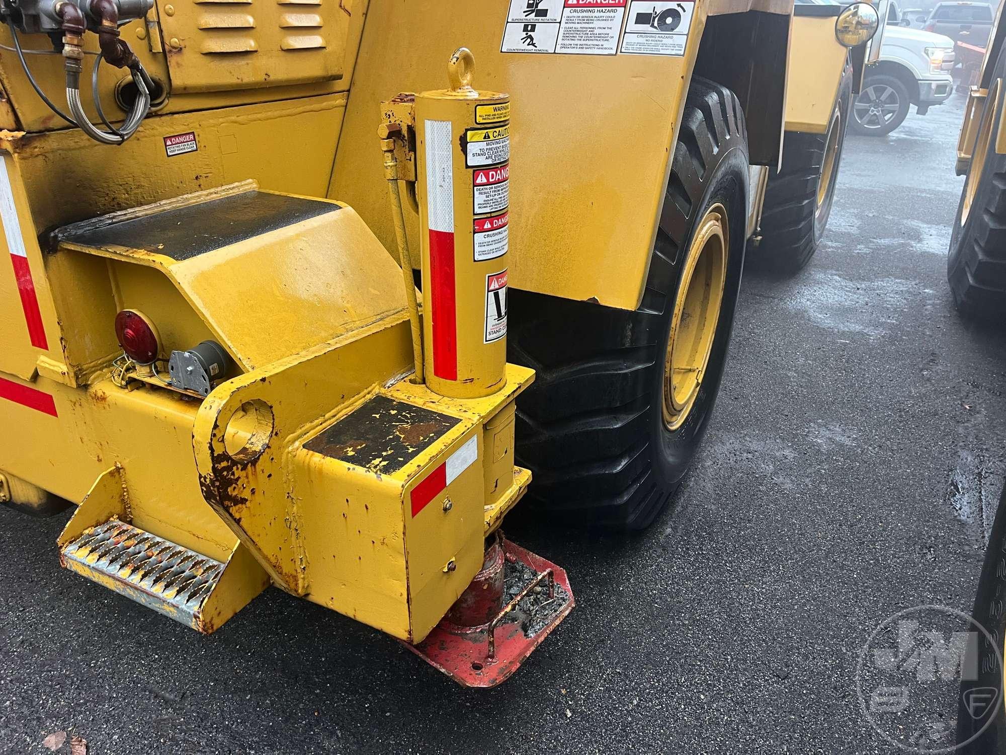 1981 GROVE RT522 ROUGH TERRAIN CRANE SN: 47493