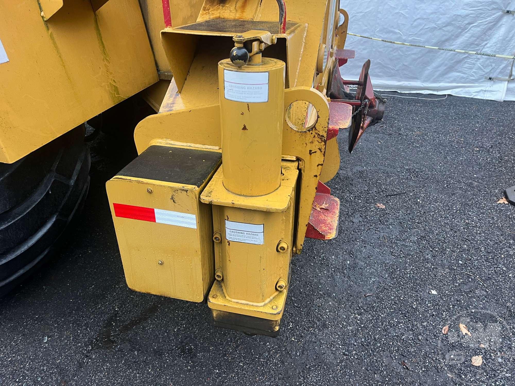 1984 GROVE RT735 ROUGH TERRAIN CRANE SN: 67533