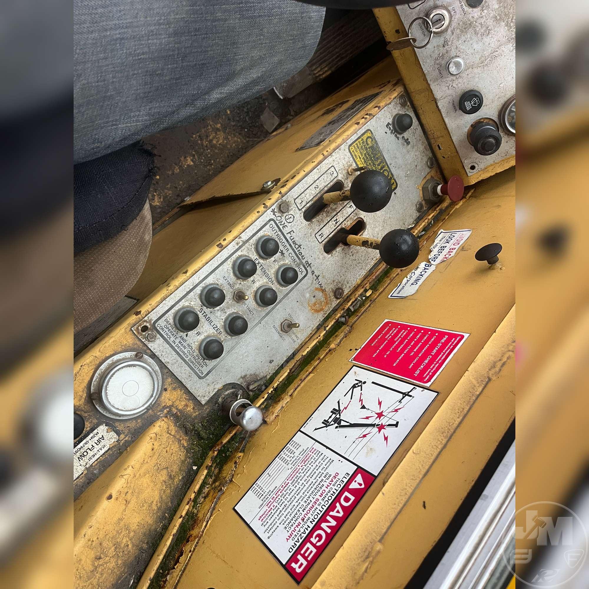 1981 GROVE RT522 ROUGH TERRAIN CRANE SN: 47493