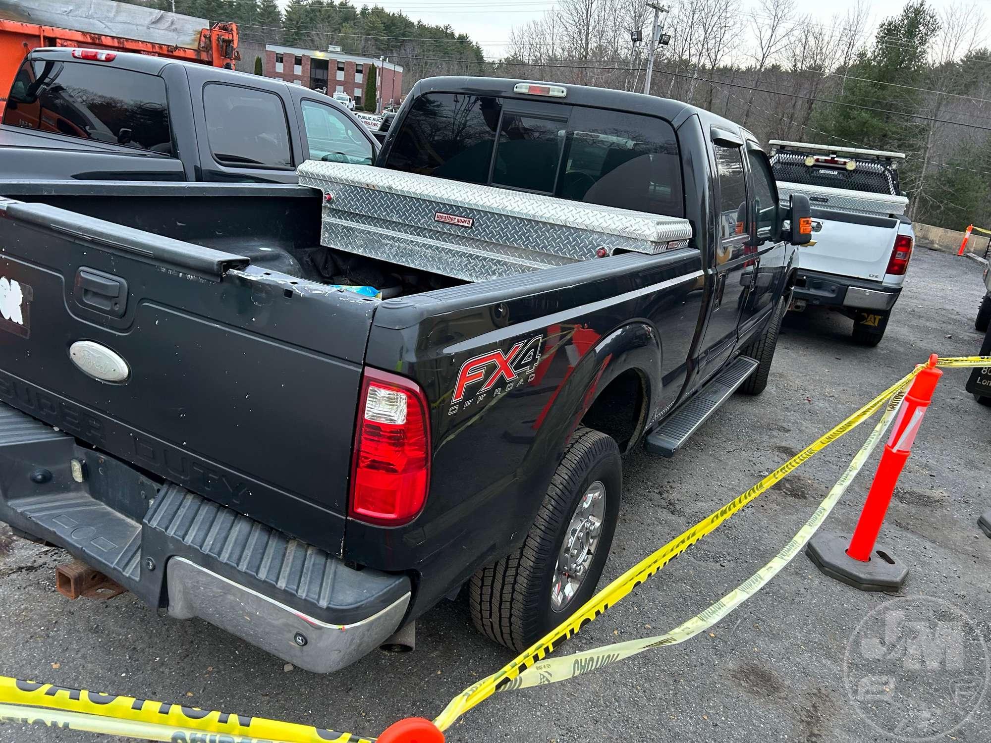 2012 FORD F350 CREW CAB 4X4 PICKUP VIN: 1FT8W3B67CEC59984