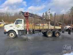 2000 STERLING TRUCK L8500 SERIES SN: 2FZXBJCB2YAF62001 KNUCKLE BOOM LOG LOADER