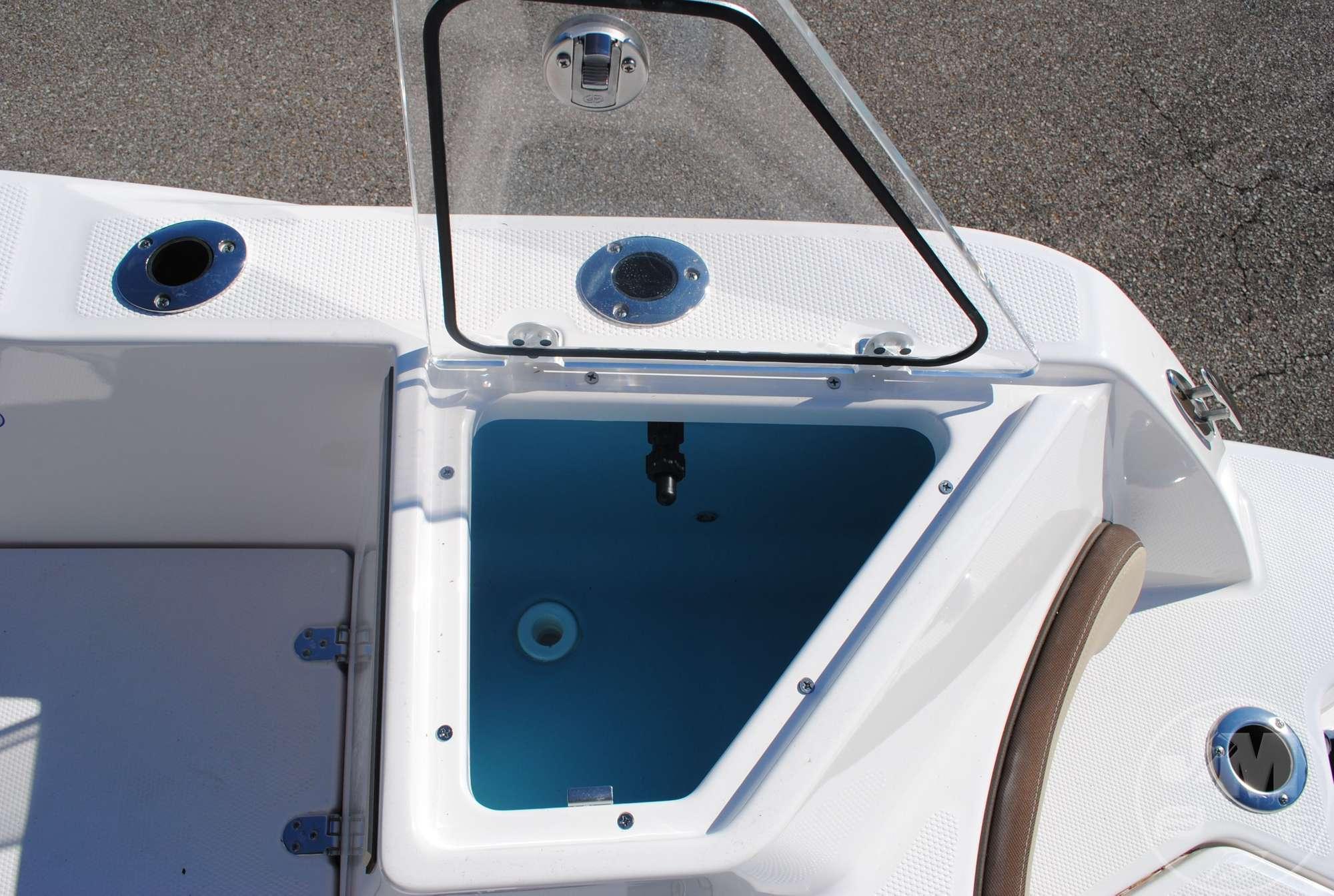 2024 YAMAHA 222 FSH VIN YAMC0524J324 CENTER CONSOLE