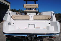 2024 YAMAHA 222 FSH VIN YAMC0524J324 CENTER CONSOLE