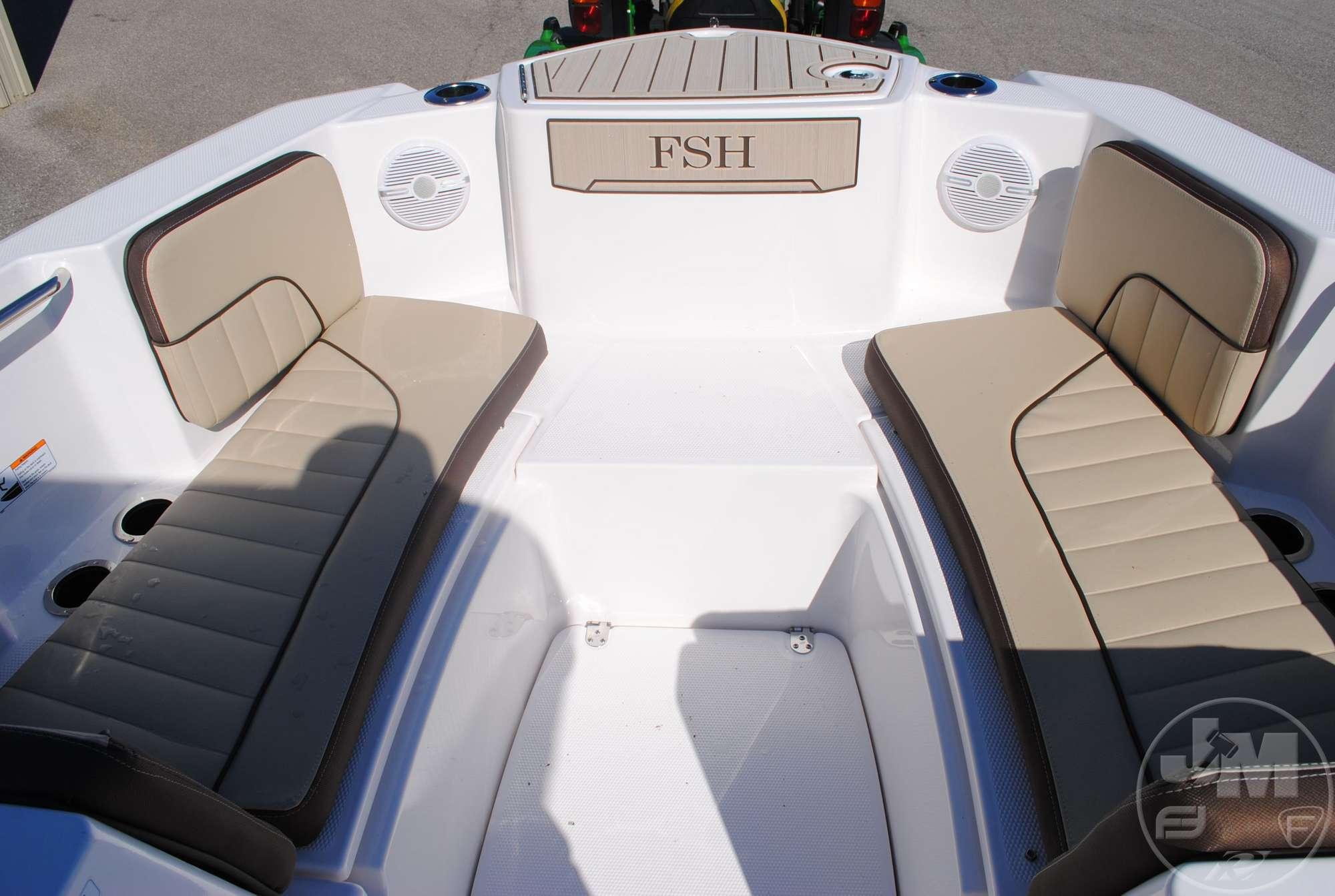 2024 YAMAHA 222 FSH VIN YAMC0524J324 CENTER CONSOLE